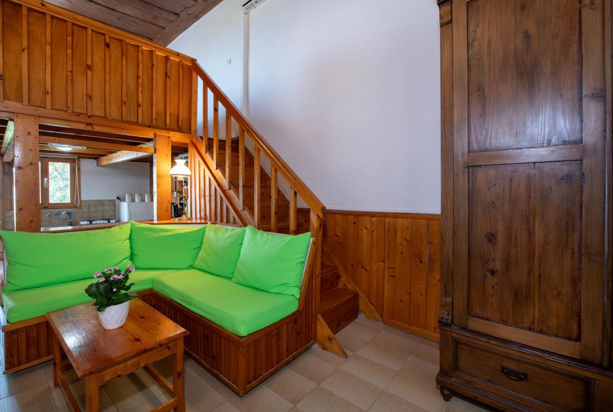 Ismini Apartments كاليفيس المظهر الخارجي الصورة