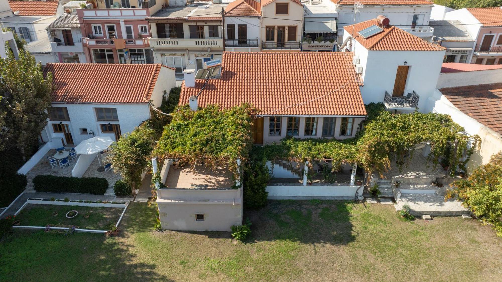 Ismini Apartments كاليفيس المظهر الخارجي الصورة